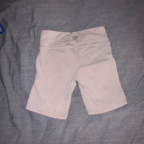 TNA TAN BIKER SHORTS - Picture 2 of 3